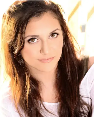 Alyson Stoner take a photo shoot for her new song Beat The System